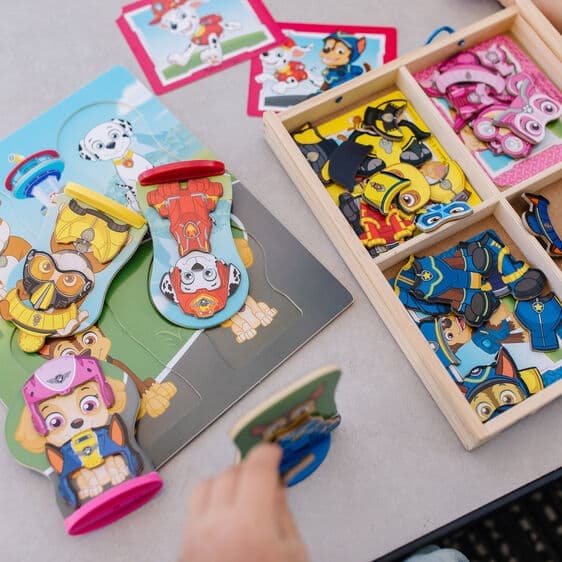 Paw Patrol Magnetic Pretend Play - Melissa & Doug
