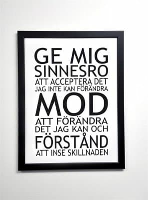 POSTER 30X40 CM I RAM GE MIG SINNESRO, VIT MED SVART TEXT - MELLOW DESIGN