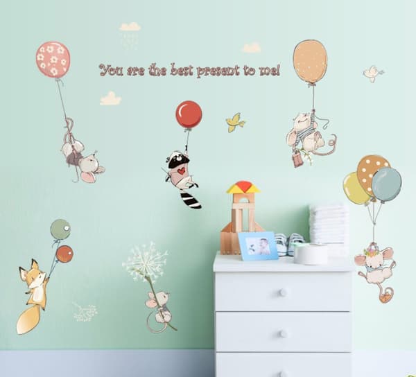 Wallstickers - Små dyr med balloner