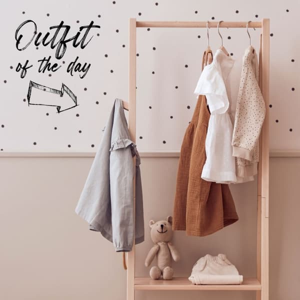 Wallstickers -Outfit of the day