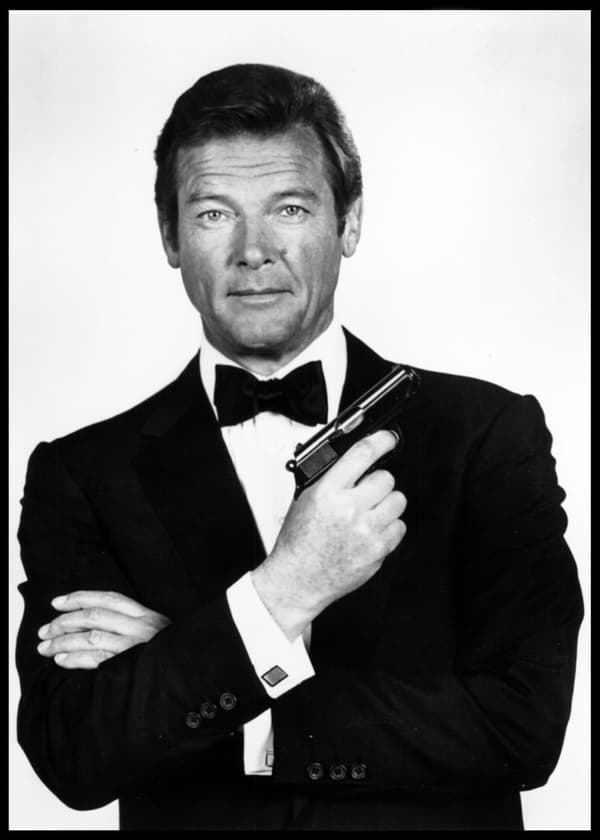 Roger Moore No2 Plakat