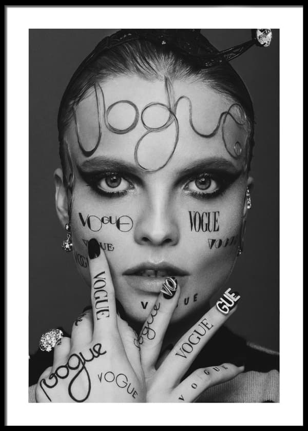 Vogue Addicted No2 Poster