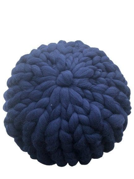 GIANT KNIT -  Pude/skammel I super lækker blød merino uld