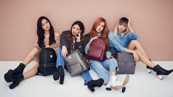 Rose and Lisa, blackpink Tavla Vit Storlek A3