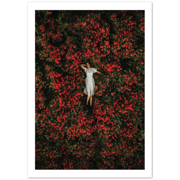 Kvinna hav av Rosor Poster - A0 (84.1 X 118.9 cm)