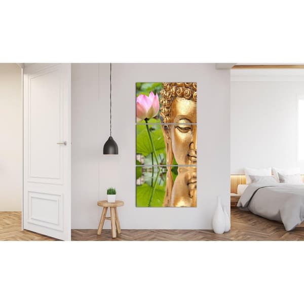 Canvas Tavla - Statue with a Flower