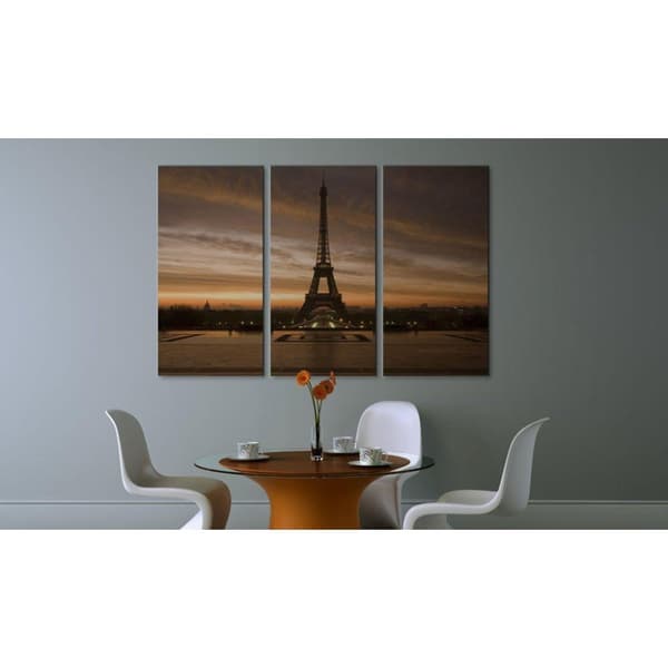Canvas Tavla - Eiffel Tower at dusk