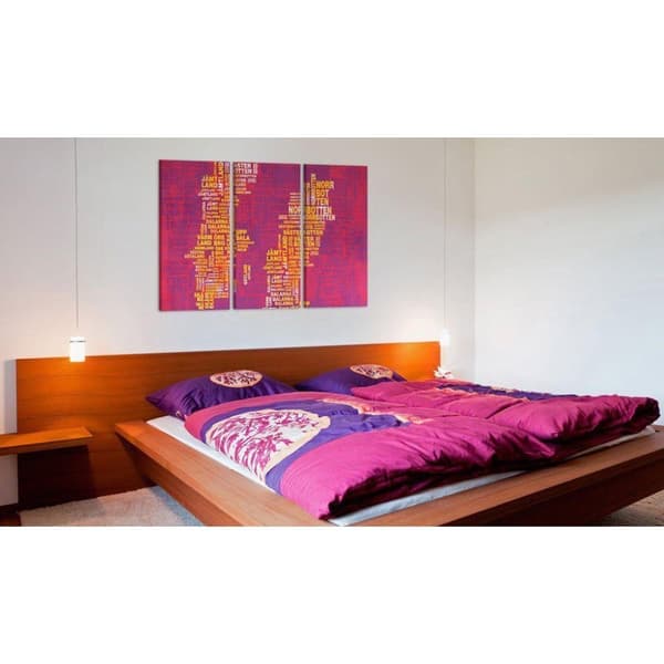 Canvas Tavla - Text karta över Sverige (rosa bakgrund) - Triptych