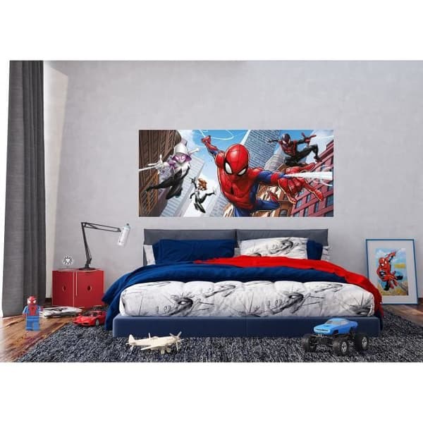 Gigantisk affisch - Marvel - Avengers Spiderman Miles Morales - 4 karaktärer som flyger - Flerfärgad
