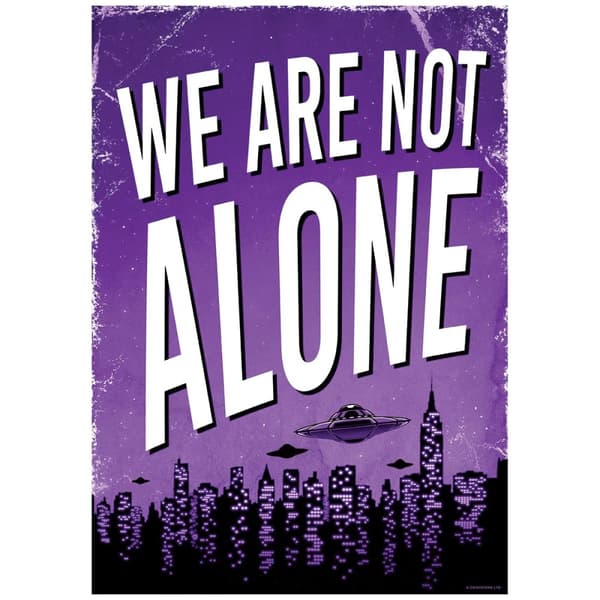 Grindstore Vi är inte ensamma Sci-Fi-affisch Purple/White/Black 44cm x 32cm