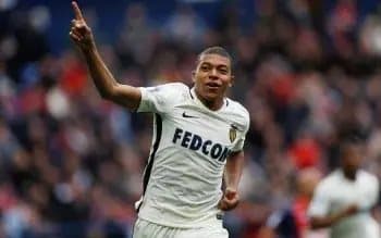 Kylian Mbappe Affisch (30×40 CM)