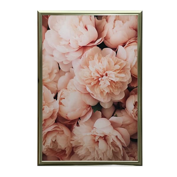 Delicate Beauty Poster Delicate Beauty Poster, 50x70 cm, lys egetræsramme, 230 gsm mat papir