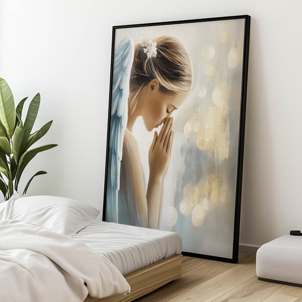 Angel in Golden Light Angel in Golden Light, 70x100 cm, mørkebrun træramme, 230 gsm mat papir