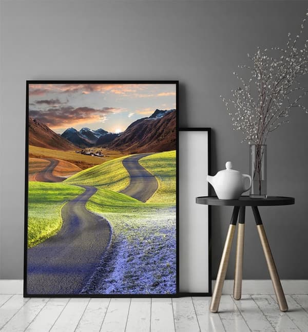 KUVAPUOLISTE KEHYISSÄ 53x73 cm Tie P1610