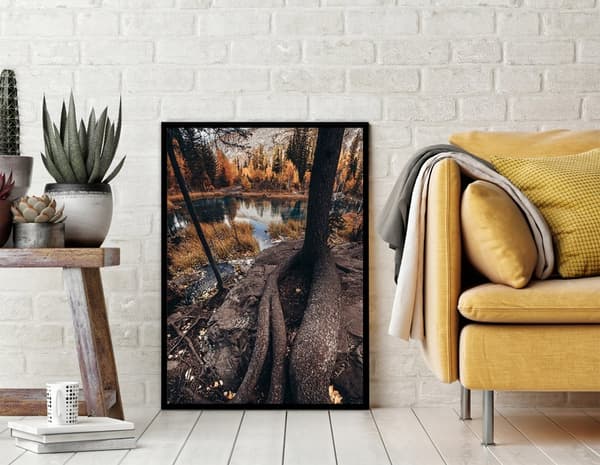TAVELAFFIST I RAM 53x73 cm Lake P1172