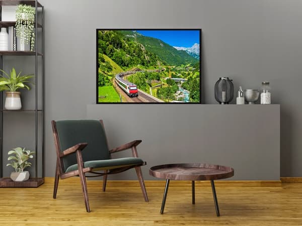 KUVAPUOLISTE KEHYISSÄ 53x73 cm Juna P1016