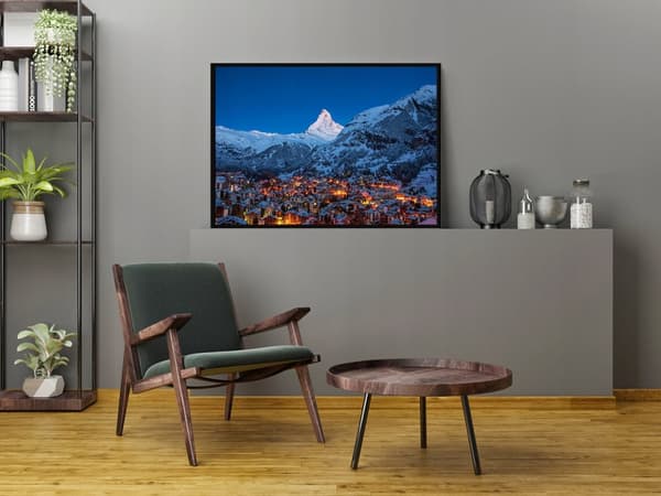 JULISTE KEHYISSÄ 53x73 cm Matterhorn P1015