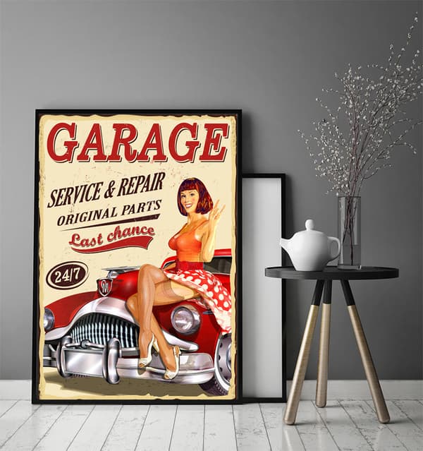 KUVAPUOLISTE KEHYISSÄ 53x73 cm Garage Pinup P1845