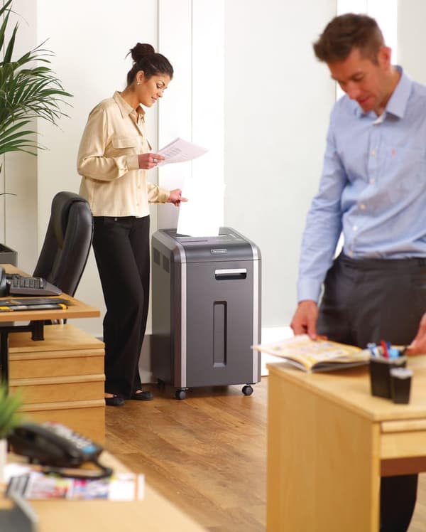 Dokumentförstörare FELLOWES 225Ci