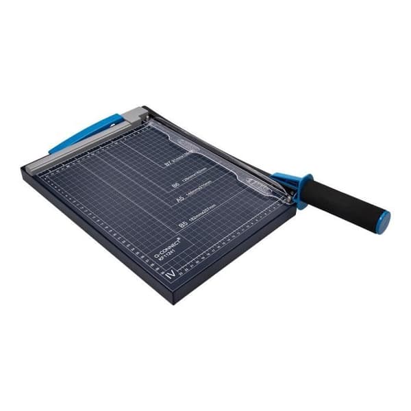 Q-CONNECT metallsax A4-format skär 10 ark - vit