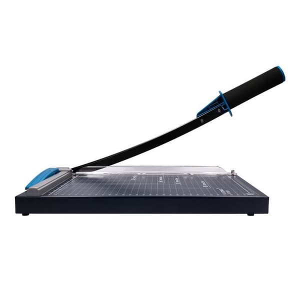 Q-CONNECT metallsax A4-format skär 10 ark - vit