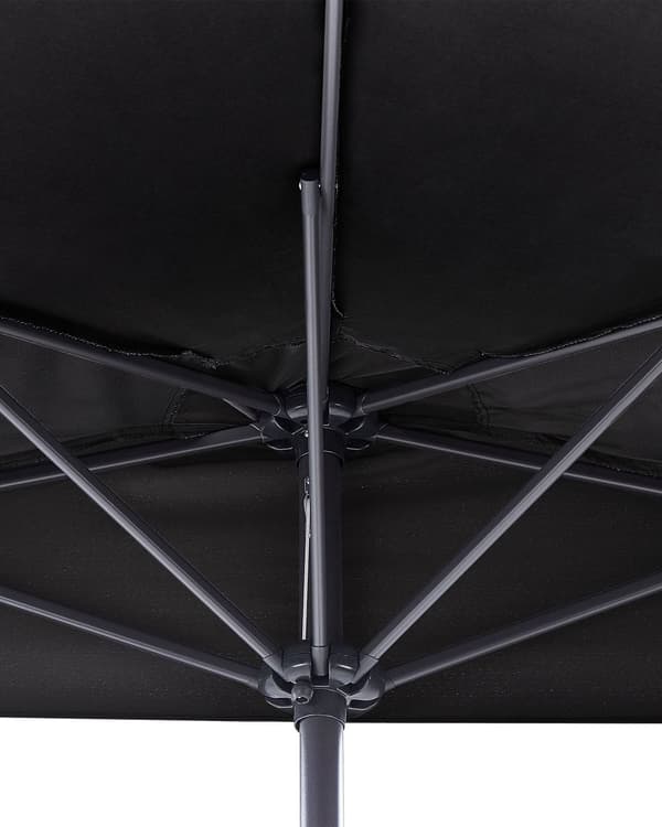 Halvrund parasoll Svart Polyester Stål 270 cm Hage Terrasse Balkong Solskjerming Moderne