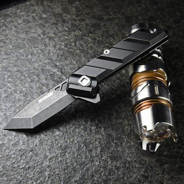 Manker Saber Folding Knife M390 Black Titanium Carbide