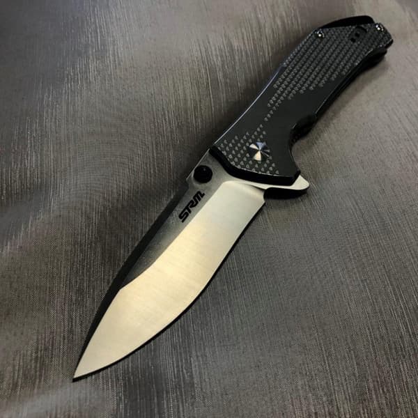 SRM Knives & Tools (svenskt stål) 9015 stål fullstor fällkniv m flipper
