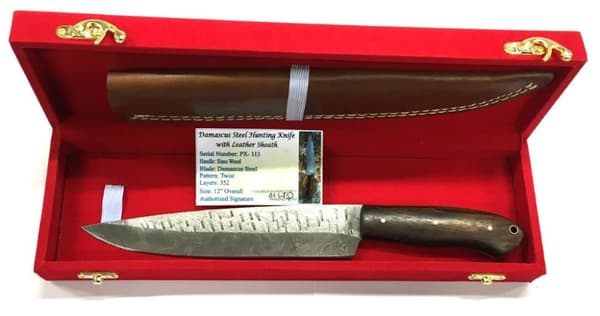 Nice Damascus hunting knife with unique look