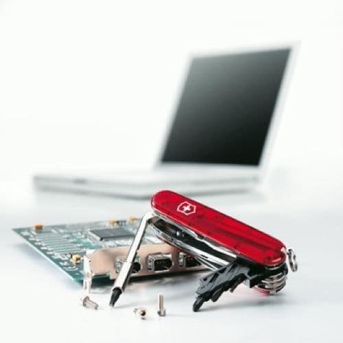 Schweizisk fickkniv - VICTORINOX Cyber Tool 34 - Transparent Röd - Rostfritt stål