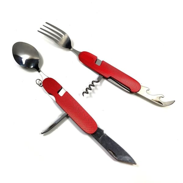 Travel multitool with 6 tools