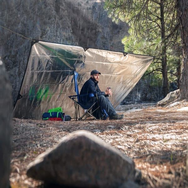 Arcturus XL Nödsal Bivvy Reflekterande Termisk Bivvy för Camping 2,6 x 3,6 m (Ökenbrun)