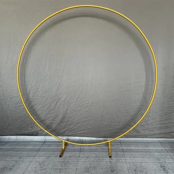 Metal Bue Baggrundsstøtte, Cirkulært Design, Multi-anledning Brug, 2,5m (98 tommer), Guld