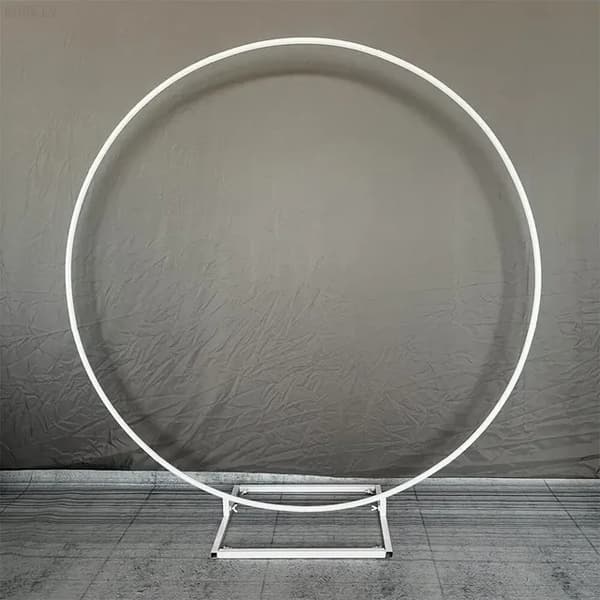 Metal Bue Baggrundsstøtte, Cirkulært Design, Multi-anledning Brug, 2,5m (98 tommer), Guld