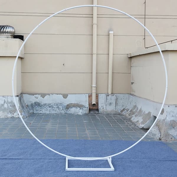 Metal Circle Stativ, 2m Størrelse, Alsidig til Bryllupper og Fester,2.2m(7.2ft), HVID