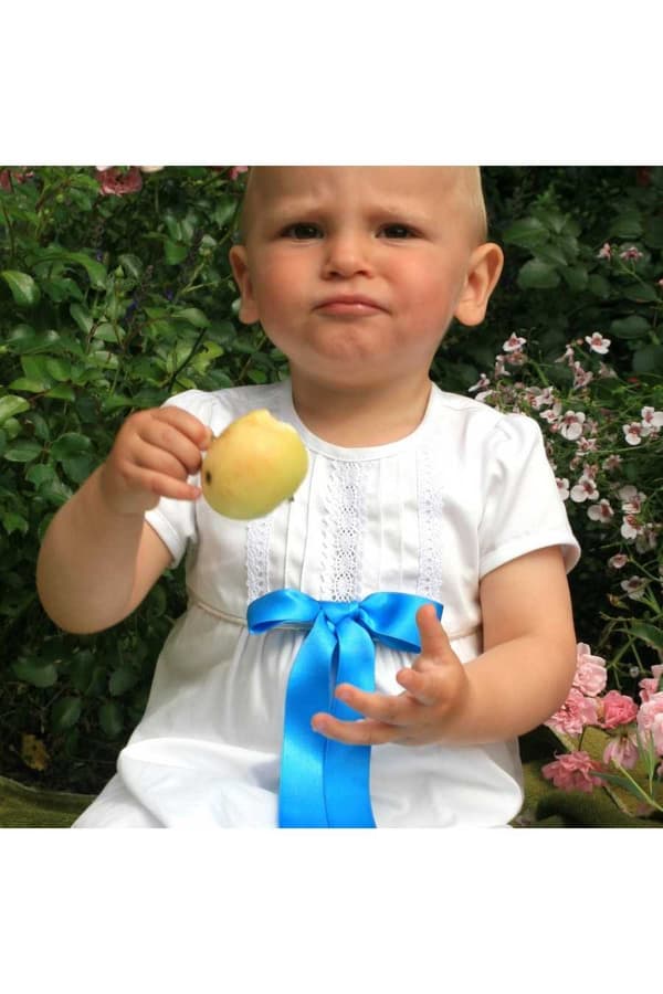Cotton Christening gown for babys with bonnet and 10 choises of bow colour - Grace of Sweden