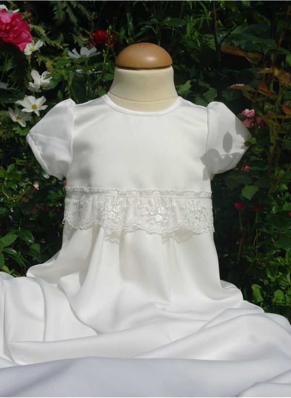 Christening gown with short sleeve and bonnet, 10 free choice of bow,  sess.ka