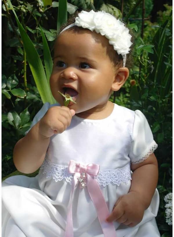 Dåbskjole Grace of Sweden, Grace-Princess med kort ærme