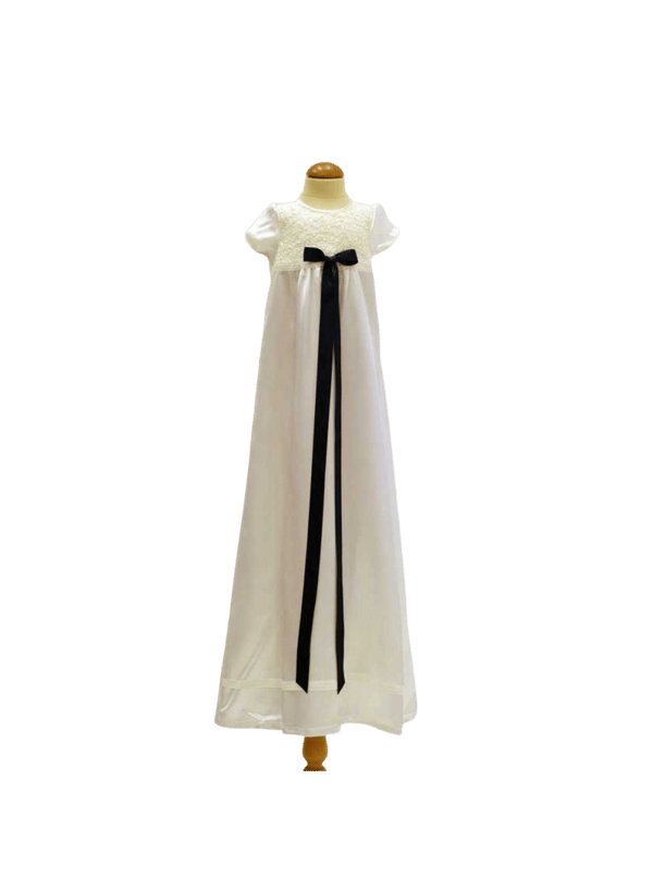 Baptism gown with short sleeve and lace. 10 choices of  bow - Grace of Sweden