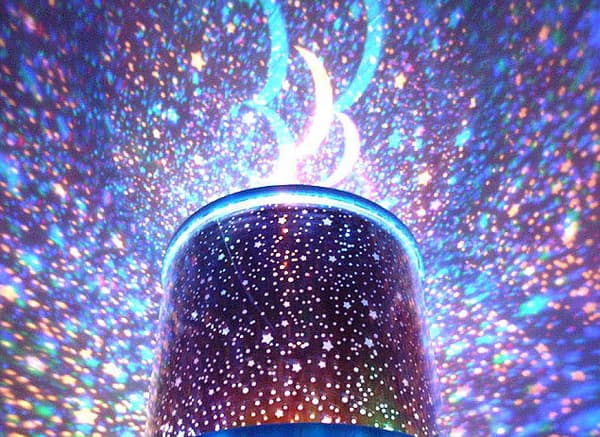 Star Master natlampe med roterende stjerner og LED-belysning