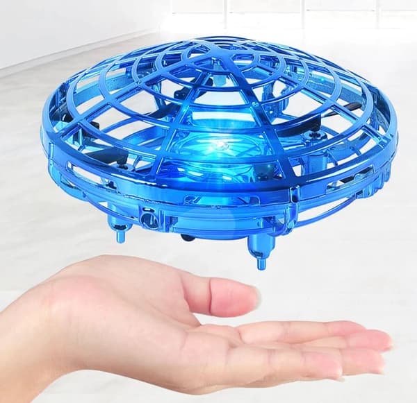 Flygande tefat / UFO med IR styrd sensor, styr med händerna