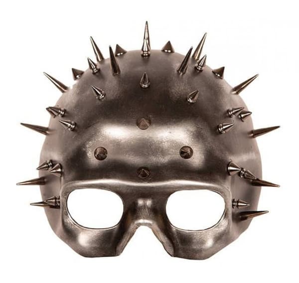 Maske med negle