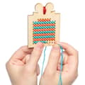 Miniatyrbild 2 av 2: Hängande träkorsstygn juldekorationer för barn att visa upp till jul (pack med 6)