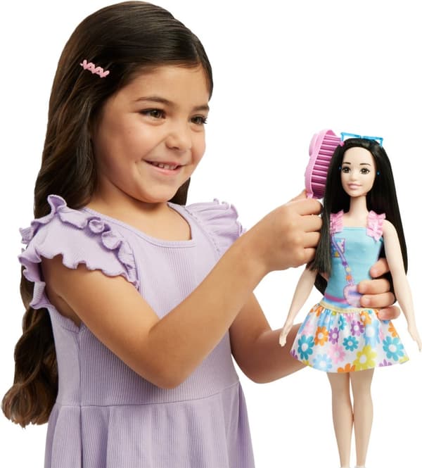 Barbie® My First Barbie® nukk rebasega