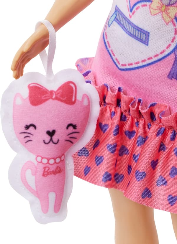 Barbie® My First Barbie® nukk kiisuga