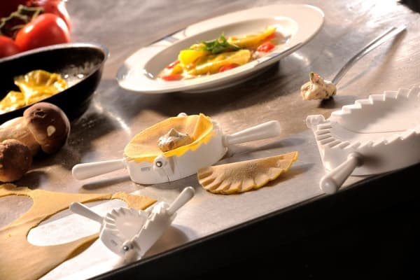 GEFU 3 dumpling-valmistajia