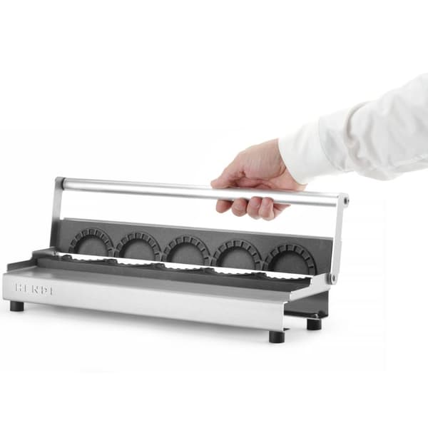Manuel dumplingsmaskine til formning af 5 dumplings, 21 mm diameter. 80 mm