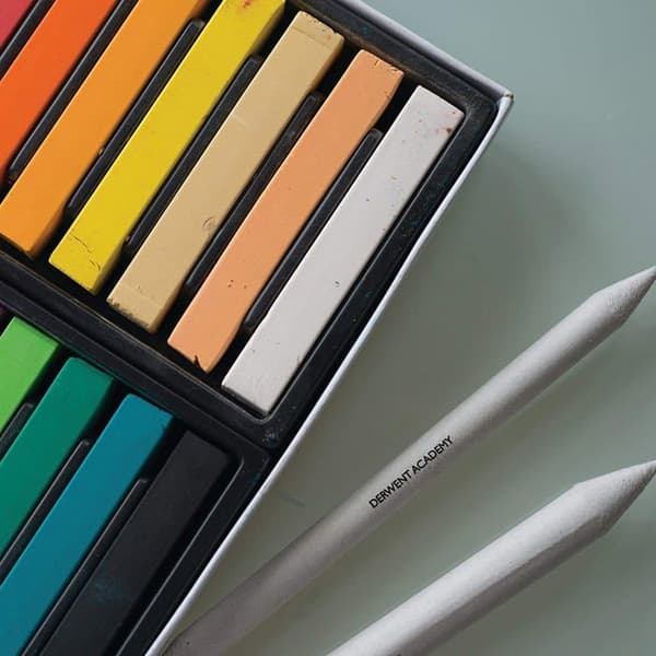 Pastellfärger - Derwent Art Chalk - 98216 - Academy Soft Pastell Color (paket med 24)