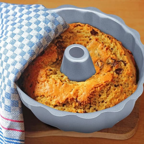 Relaxdays Bakform, 24 cm i diameter, non-stick, för marmorerade kakor, sockerkaka, stål, kol, silverfärgad