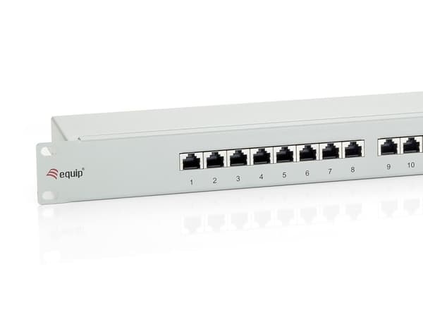 Varusta 326316 patch panel 1U